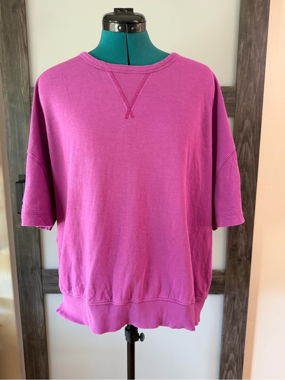 Athleta Short Sleeve Pullover Sweatshirt in Pink